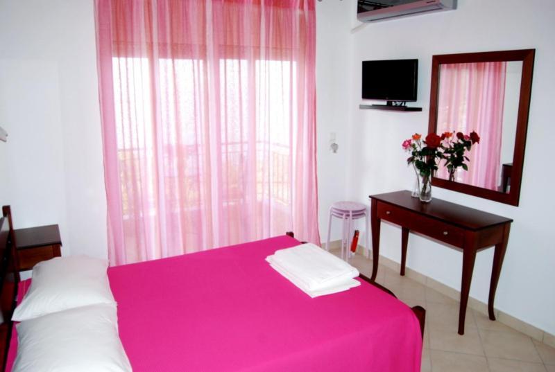 Hotel Αλκυονη Διαμερισματα Paralia Vrachou Zewnętrze zdjęcie
